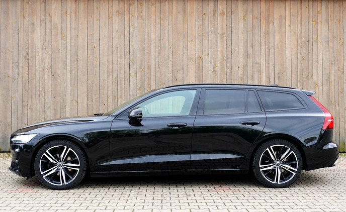 Volvo V60 cena 128900 przebieg: 98400, rok produkcji 2020 z Golczewo małe 497